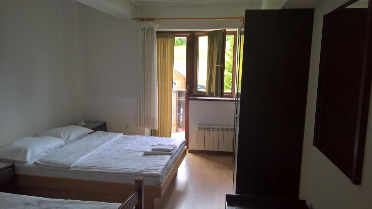 Gostilna Lokve Bed & Breakfast Exterior photo
